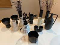 Verschiedene Vasen Dekovasen schwarz & weiß Baden-Württemberg - Mannheim Vorschau