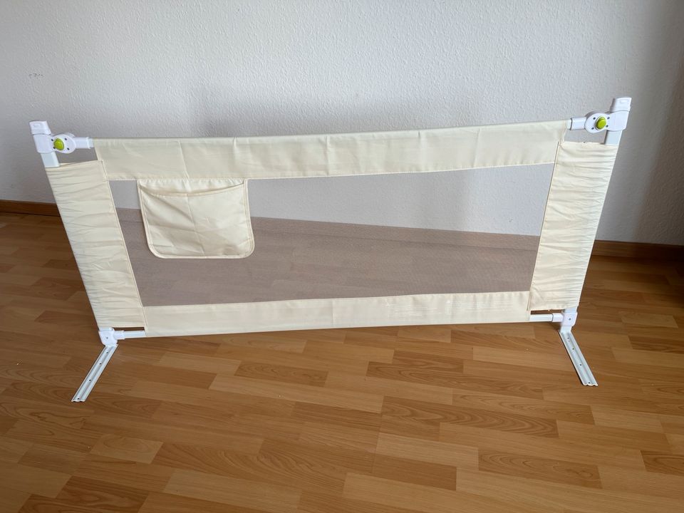 Rausfallschutz Bett 150 cm 1,5m Weiß Beige 3x vorhanden in Dortmund