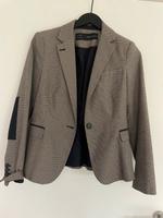 Wunderschöne Blazer von Zara Gr M Niedersachsen - Diekholzen Vorschau