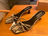 NEU Mango Sandalen (Größe 41) München - Schwabing-West Vorschau