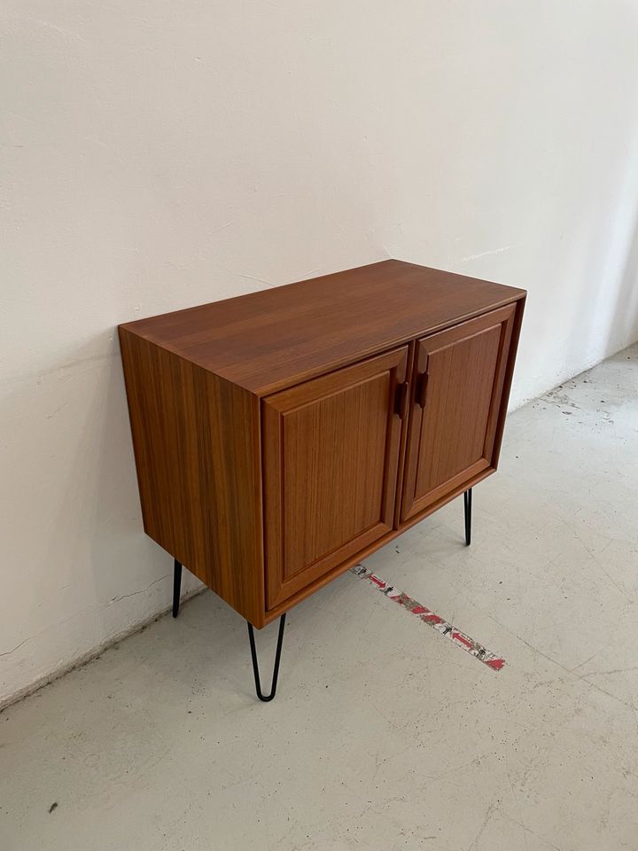 ✔️SALE ✔️ Kommode anrichte Sideboard Highboard lowboard Teak Teakholz Schrank Kleiderschrank Vintage Danish Dänisch mid Century Retro 50er 60er 70er in Berlin