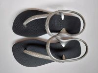 Gr. 33/34 Havaianas Zehensandalen Silber sandale Baden-Württemberg - Ulm Vorschau