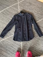 Hilfiger Bluse 36/38 Hessen - Heuchelheim Vorschau