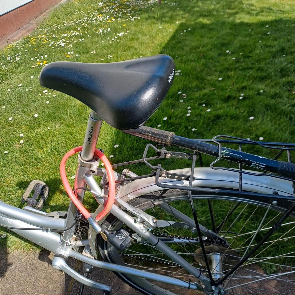 Sacramento Damenfahrrad Damenrad Fahrrad 24 Gang Shimano in Cölbe