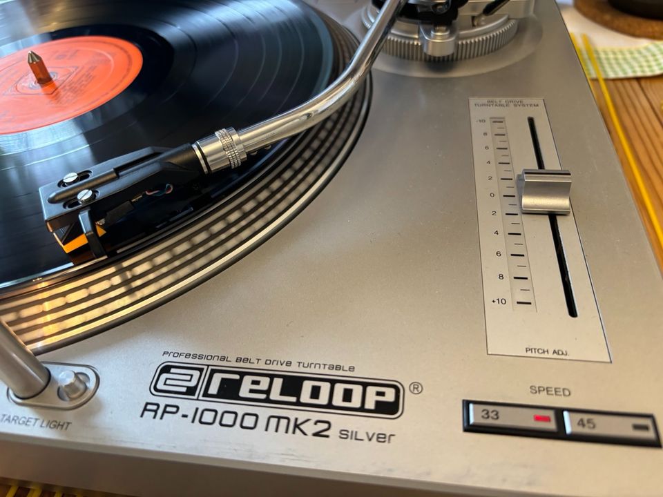 Vinyl Schallplatten Reloop RP 1000 mk2 in Duisburg