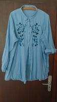 Janina Bluse, hellblau mit Blumenstickerei, Gr.54 Hessen - Bad Arolsen Vorschau