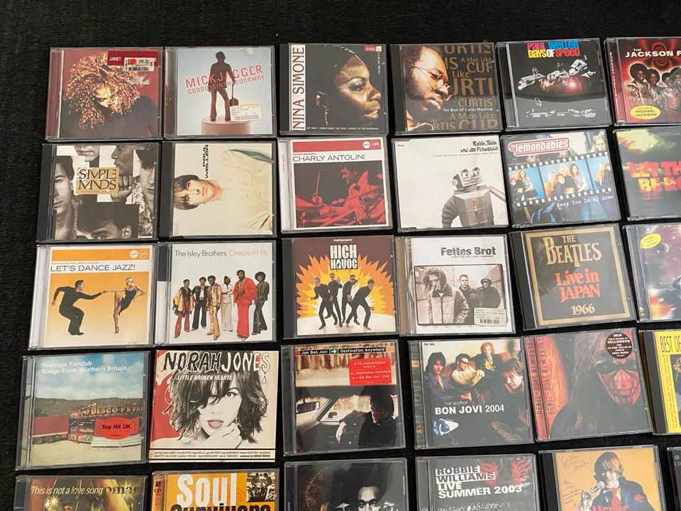 ÜBER 80 CD's! TOLLER ZUSTAND MIT VIELEN TOP INTERPRETEN / BANDS! in Fürth