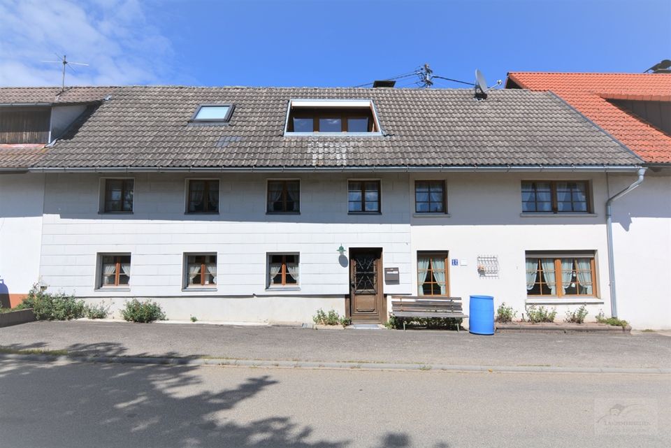 Kaufpreisreduzierung - Ferienhaus im Schwarzwald-  Platz für 6-8 Personen - 3 Bäder - 3 Schlafzimmer in Ühlingen-Birkendorf