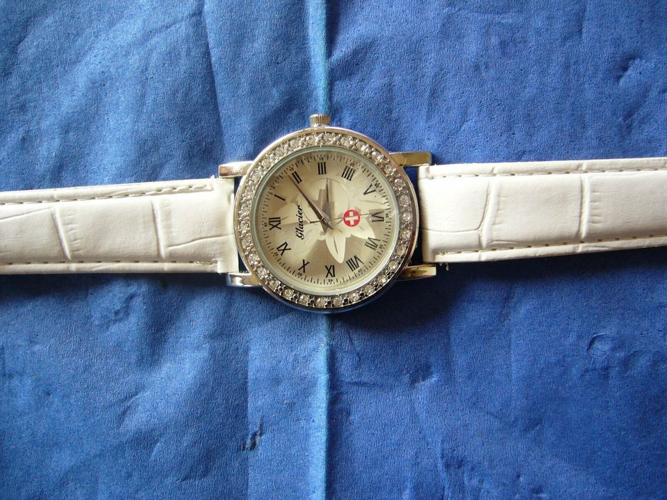Uhr weißes Armband CHIARA B AMBRA "LIMITED EDITION" Geschenkidee in  Stuttgart - Bad Cannstatt | eBay Kleinanzeigen ist jetzt Kleinanzeigen