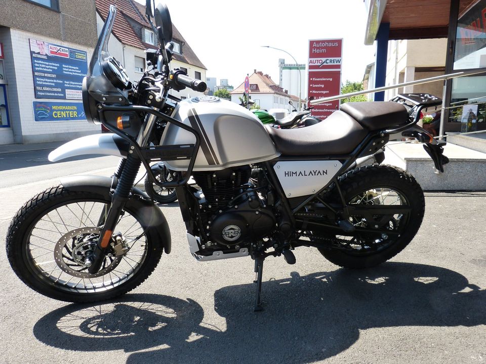 Royal Enfield Himalayan Mirage Silver in Schöneck