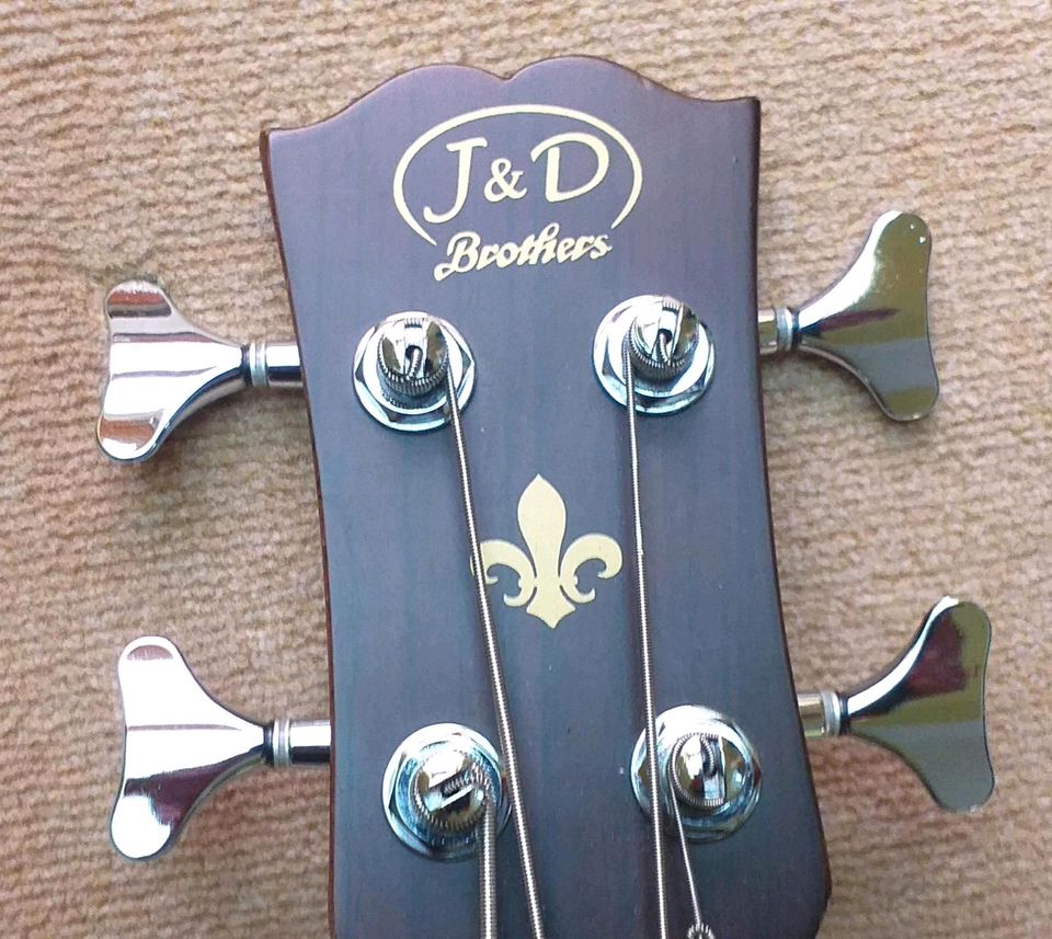 J&D AKKUSTIK BASS 4 mit Stabiler Tasche in Hamburg