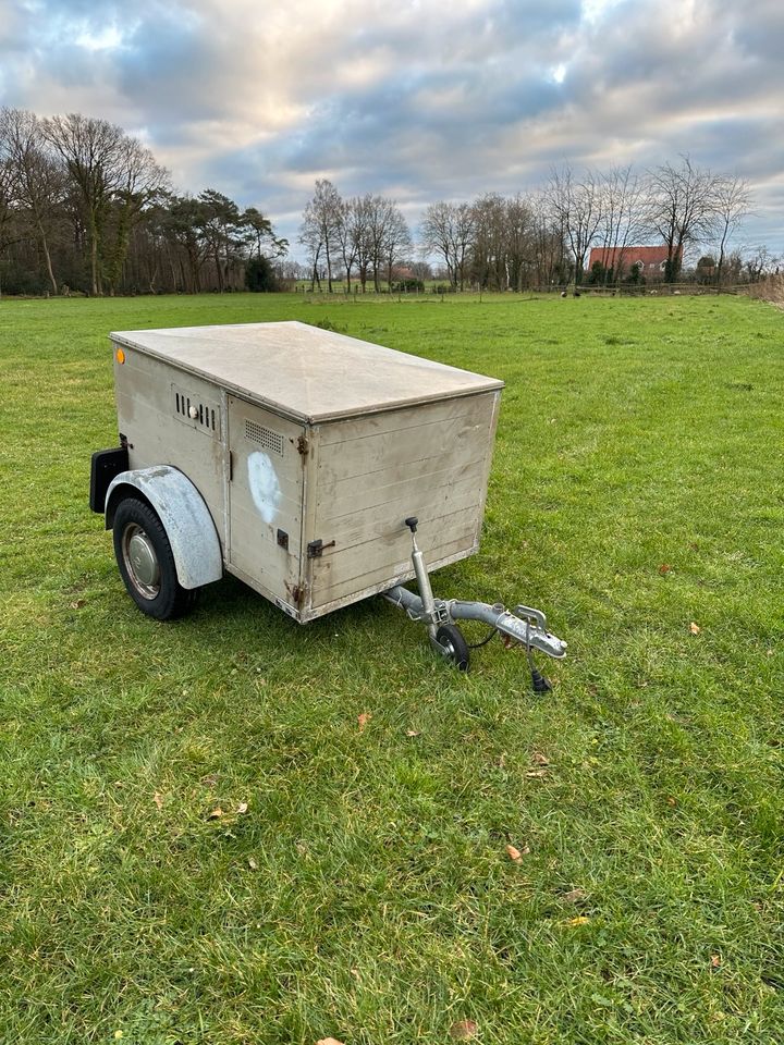 Anhänger Hundeanhänger Viehwagen in Raesfeld