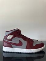 Air Jordan 1 Mid – Größe 42,5 (US 9) – Neu & ungetragen Nordrhein-Westfalen - Unna Vorschau