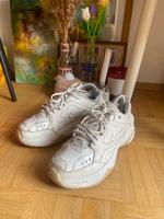 Schune nike white 37 Essen - Steele Vorschau