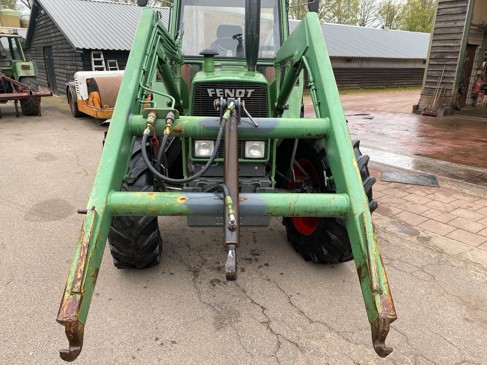 Fendt completter frontlader 300 serie. in Nettetal