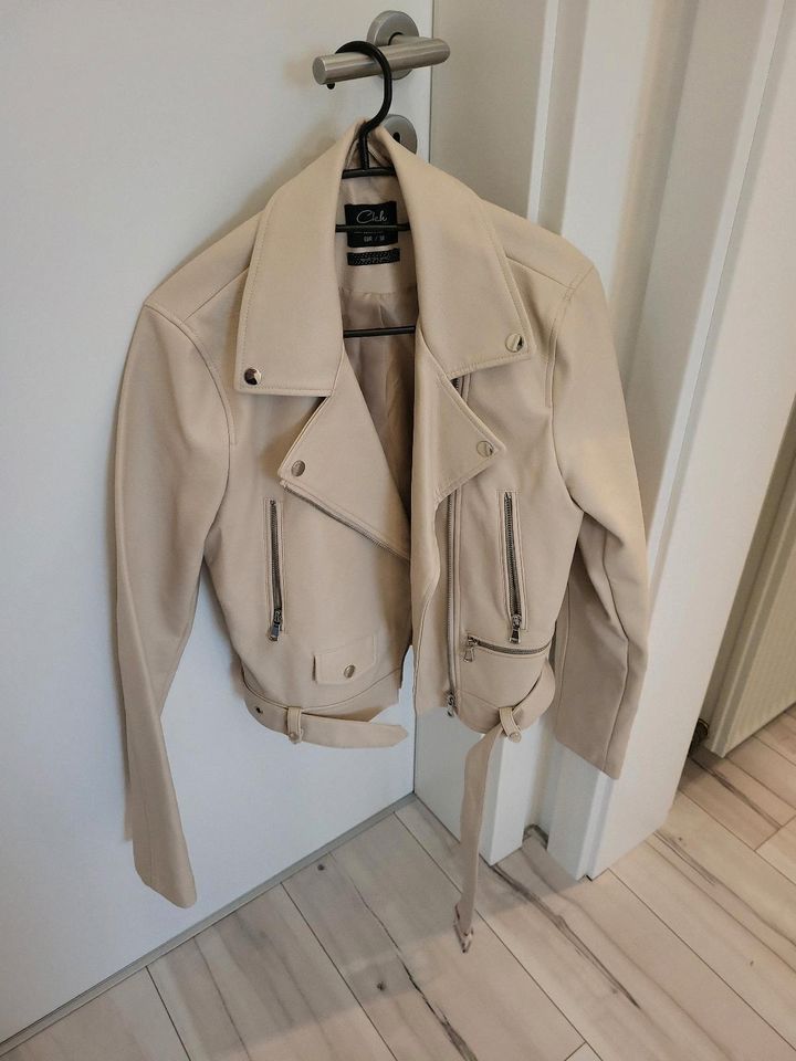 Jacke Kunstleder beige Gr.38 in Heidenrod