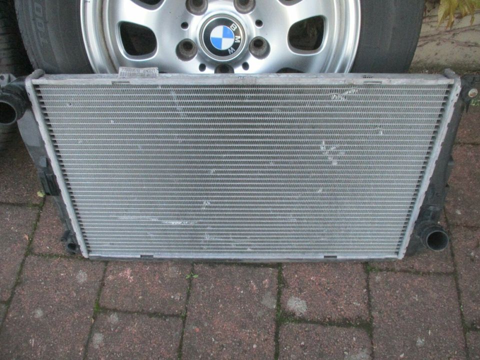 BMW E87 E90 118d  Motorkühler Kühler 7788901 in Wernberg-Köblitz