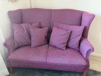 Gemütliches Vintage Zweisitzer Sofa (restauriert) Niedersachsen - Garbsen Vorschau