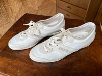 Tod’s Damenschuhe weiß Sneaker Sport Größe 36 Ludwigsvorstadt-Isarvorstadt - Isarvorstadt Vorschau
