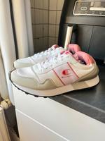 Champion Schuhe / Größe 39 Thüringen - Erfurt Vorschau
