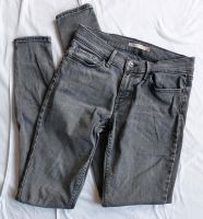 Jeans von Levi's 710 28/34 Hannover - Döhren-Wülfel Vorschau