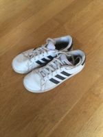 Adidas Turnschuhe Gr. 36 1/2 Mecklenburg-Vorpommern - Stralsund Vorschau