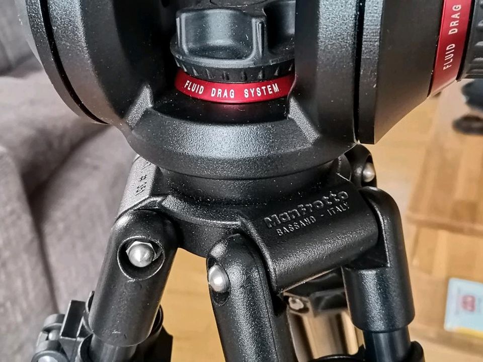 Manfrotto Stativ + Fluidkopf 504HD  +  Gepolsterte Tasche in Monzelfeld