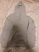 Grauer Basic Hoodie von russell Köln - Weidenpesch Vorschau