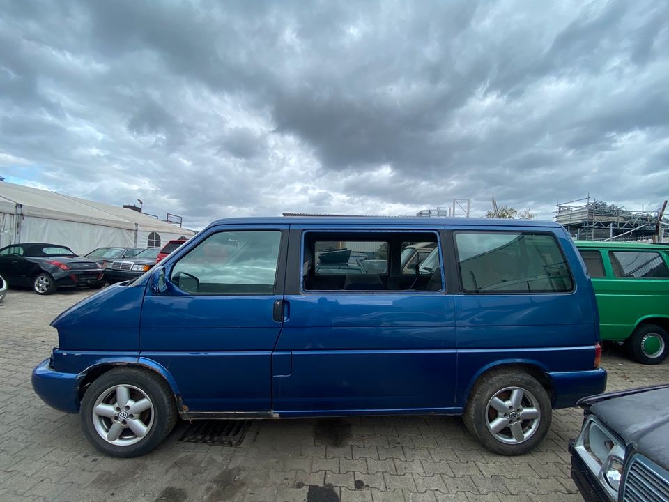 VOLKSWAGEN T4 Multivan Ersatzteile Gebrauchtteile SCHLACHTFEST in Köln