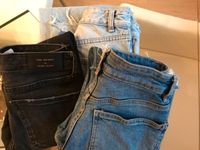 3 ZARA Jeans blau + schwarz s. gut erhalten und gepflegt Gr. 25 Essen - Essen-Ruhrhalbinsel Vorschau