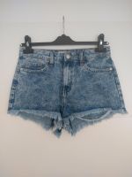 TALLY WEIJL Gr M 38 Jeans Shorts Hotpants blau kurz Acid Wash Leipzig - Schönefeld-Abtnaundorf Vorschau
