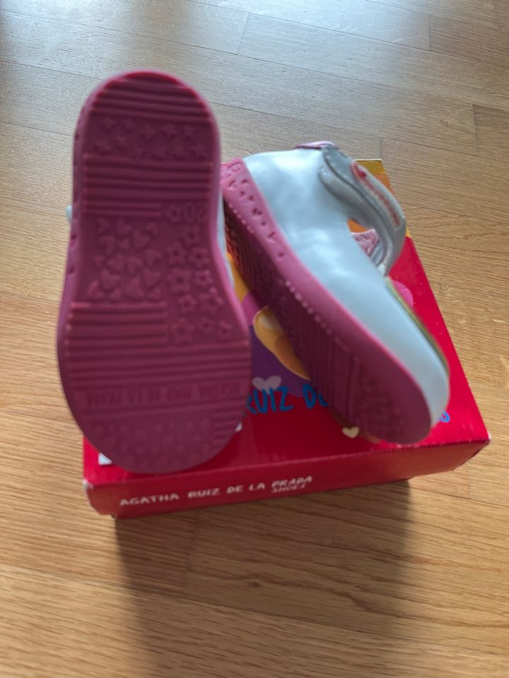 NEU! Süße festliche Schuhe Agatha Ruiz de la Prada in Bad Soden am Taunus