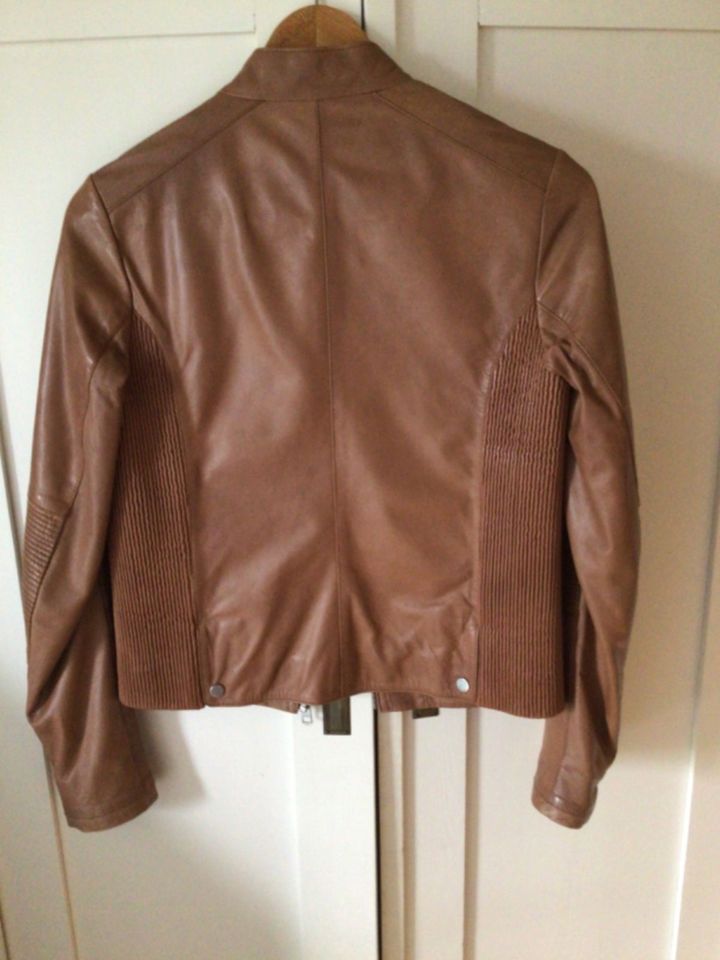 Tommy Hilfiger Lederjacke braun cognac 34 xs neuwertig in Sinzing