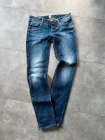 Boss Jeans, blau, Gr. 26/32 Niedersachsen - Barsinghausen Vorschau