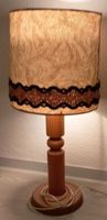 Tischlampe, kleine Stehlampe aus Holz, Höhe: 62 cm, Breite: 25 cm Schleswig-Holstein - Elmshorn Vorschau