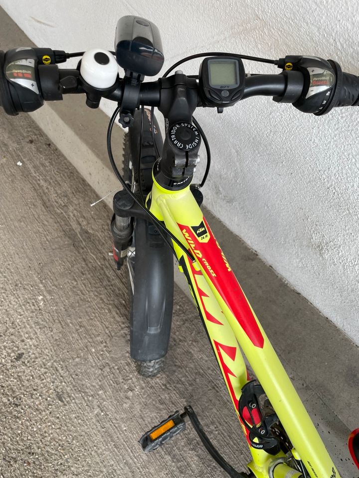 Jungen Fahrrad KTM Wild Cross 24 in Landshut