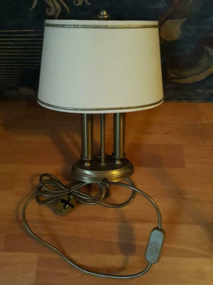 Lampe zweiflammig in Kissenbrück