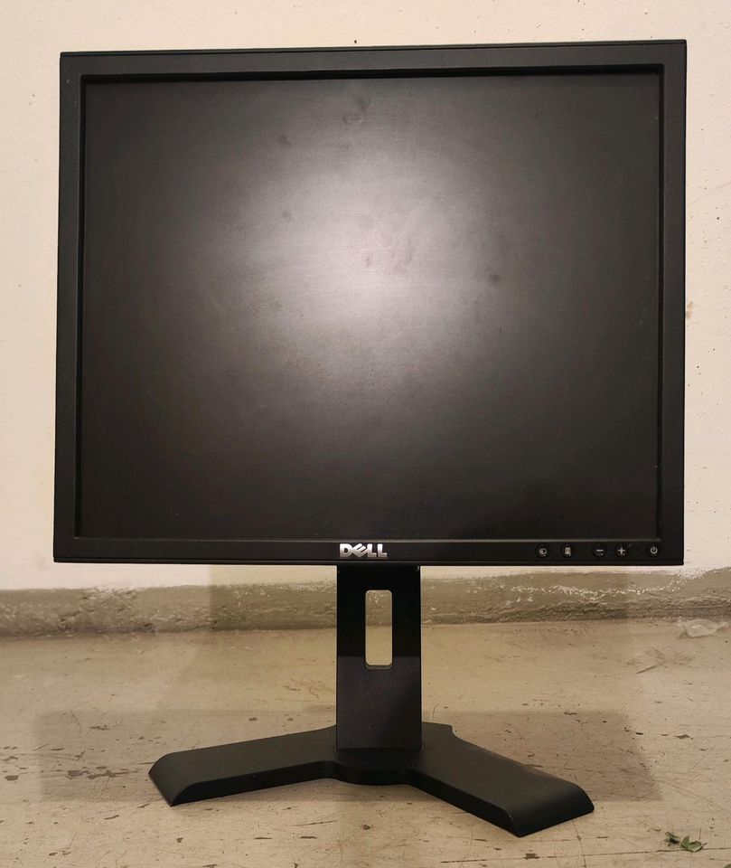 Dell 17 Zoll Monitor in Wolfschlugen