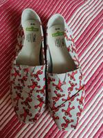 Elmo Toms Gr.8 38 Slipper Espadrilles Sesamstraße rot bunt Niedersachsen - Braunschweig Vorschau