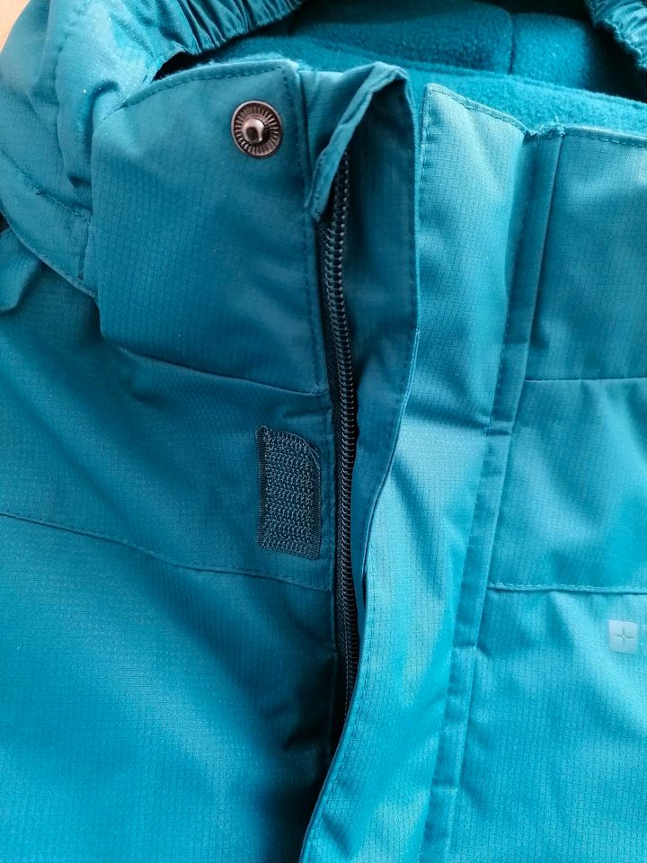 Winterjacke neu, Größe 164, von Mountain Warehouse in Elstra