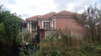 BULGARIEN: Dorfhaus mit Wirtschaftsgebäuden 44 km vom Schwarzmeer München - Maxvorstadt Vorschau