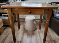 Holztisch wenig in Gebrauch Niedersachsen - Buxtehude Vorschau