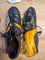 Fussballschuhe Umbro  Gr. 45,5 Nordrhein-Westfalen - Sendenhorst Vorschau
