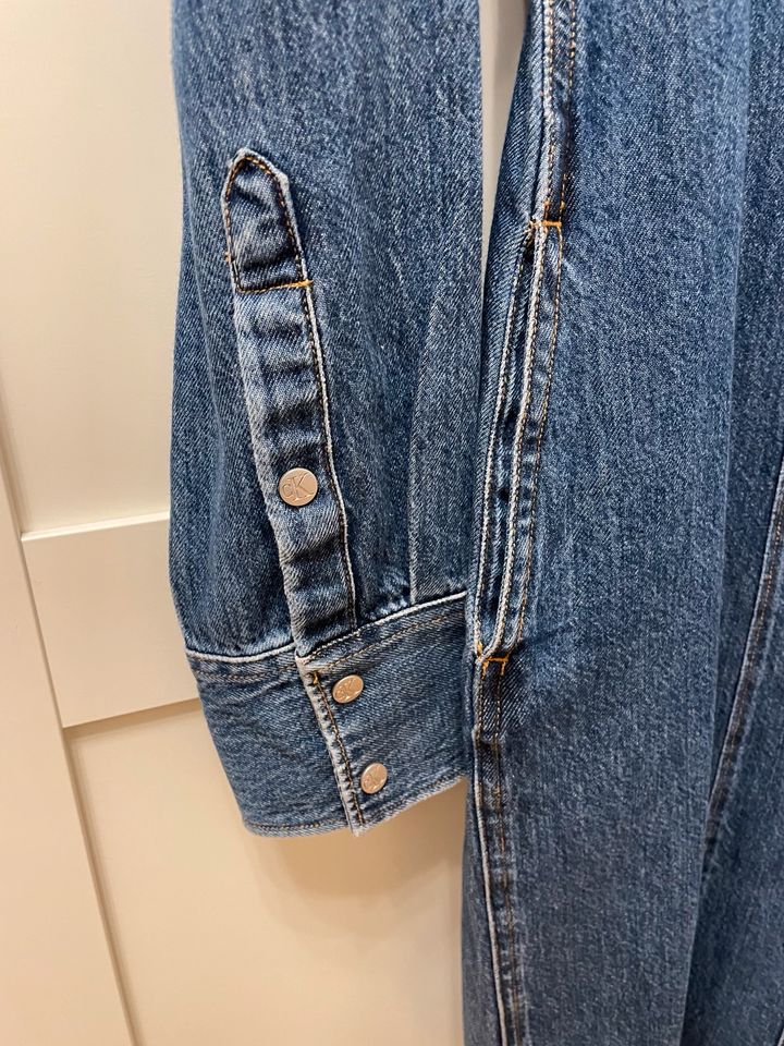 Calvin Klein Kleid Jeanskleid absolut neu Größe m in Wallerfangen