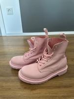 Dr. Martens 8 Loch Stiefel, rosa, Weichleder, Gr. 37 Nordrhein-Westfalen - Haltern am See Vorschau