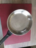 Fissler Bratpfanne  mit Deckel 22cm Dortmund - Brackel Vorschau