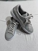 Puma Schuhe Gr.38,5 Grau Glitzer Baden-Württemberg - Erbach Vorschau