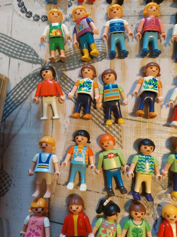 Kinderfiguren Playmobil in Elsdorf