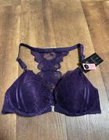 Hunkemöller Bügel BH mit Spitze in lila Nordrhein-Westfalen - Neuss Vorschau