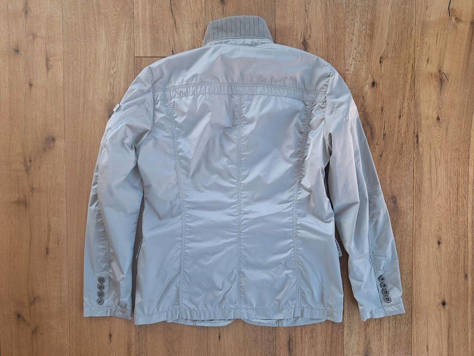 WIE NEU leichte Herren Jacke Sommerjacke Peuterey Gr 54 in Büchel